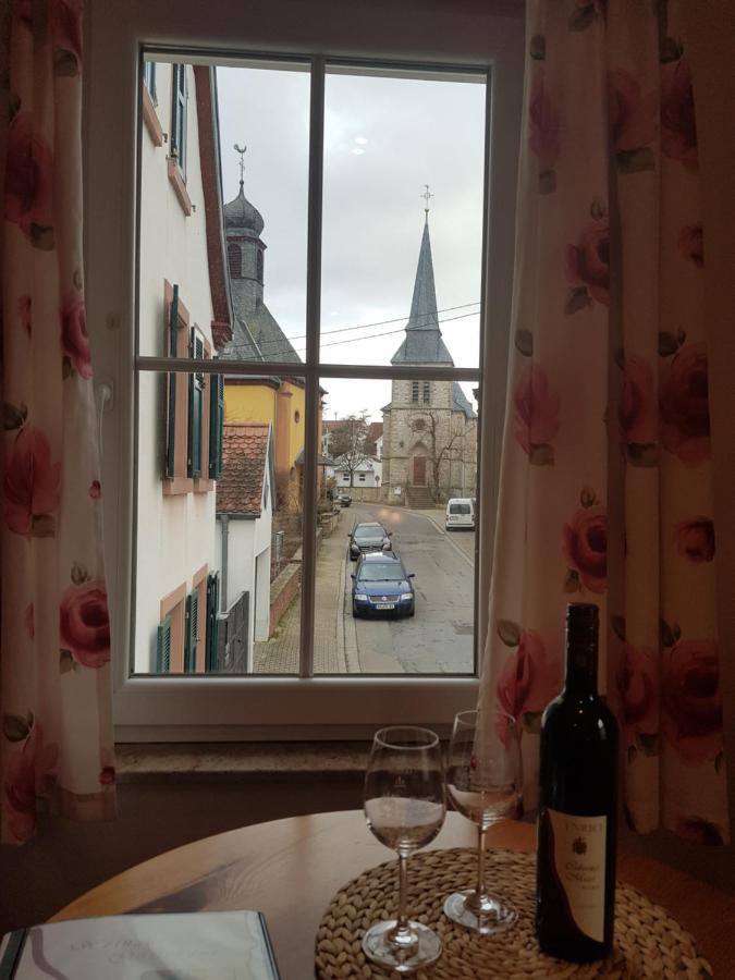 Weingut Und Gaestehaus Henrici Friesenheim is an Ortsgemeinde Exterior foto